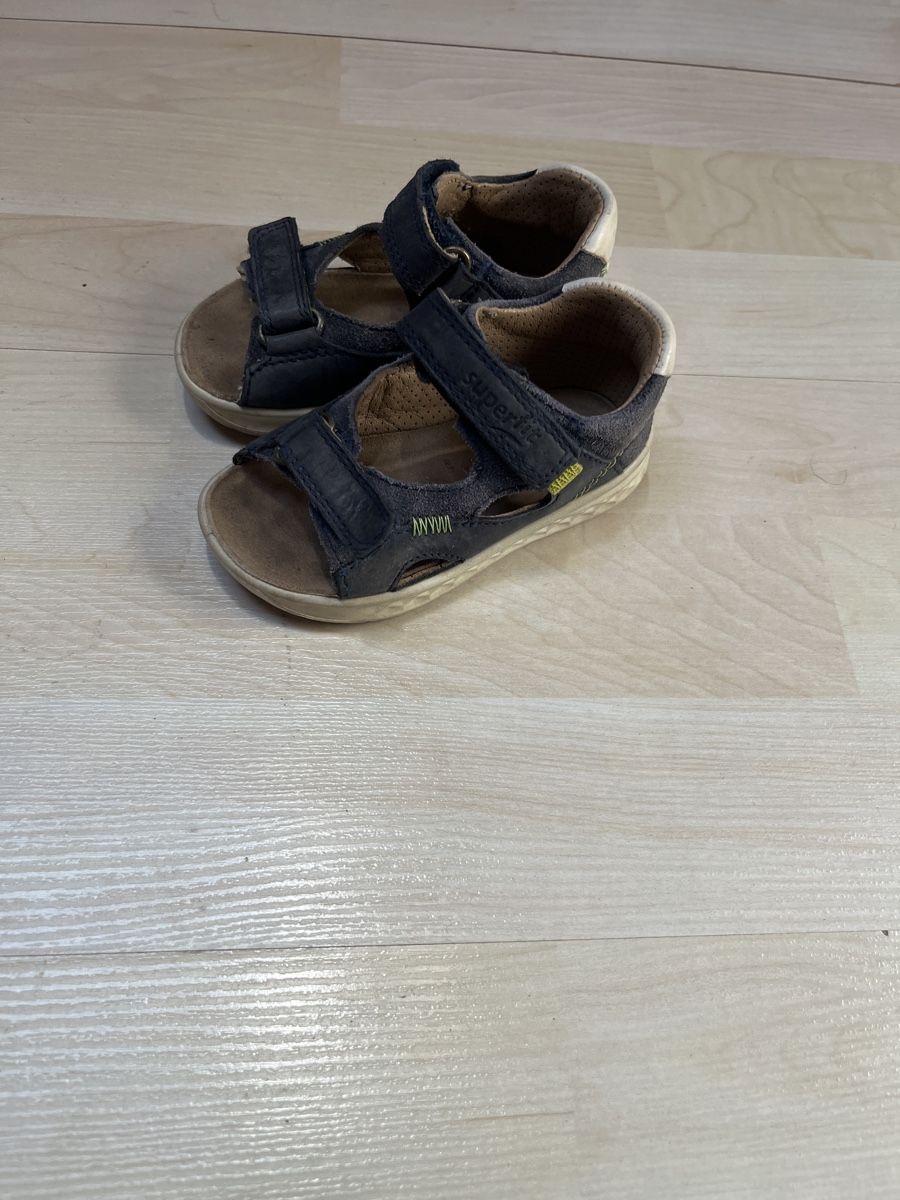 Scarpe per ragazzi: Schuhe superfit – Usato da Riehen venduto da chr_h8fh