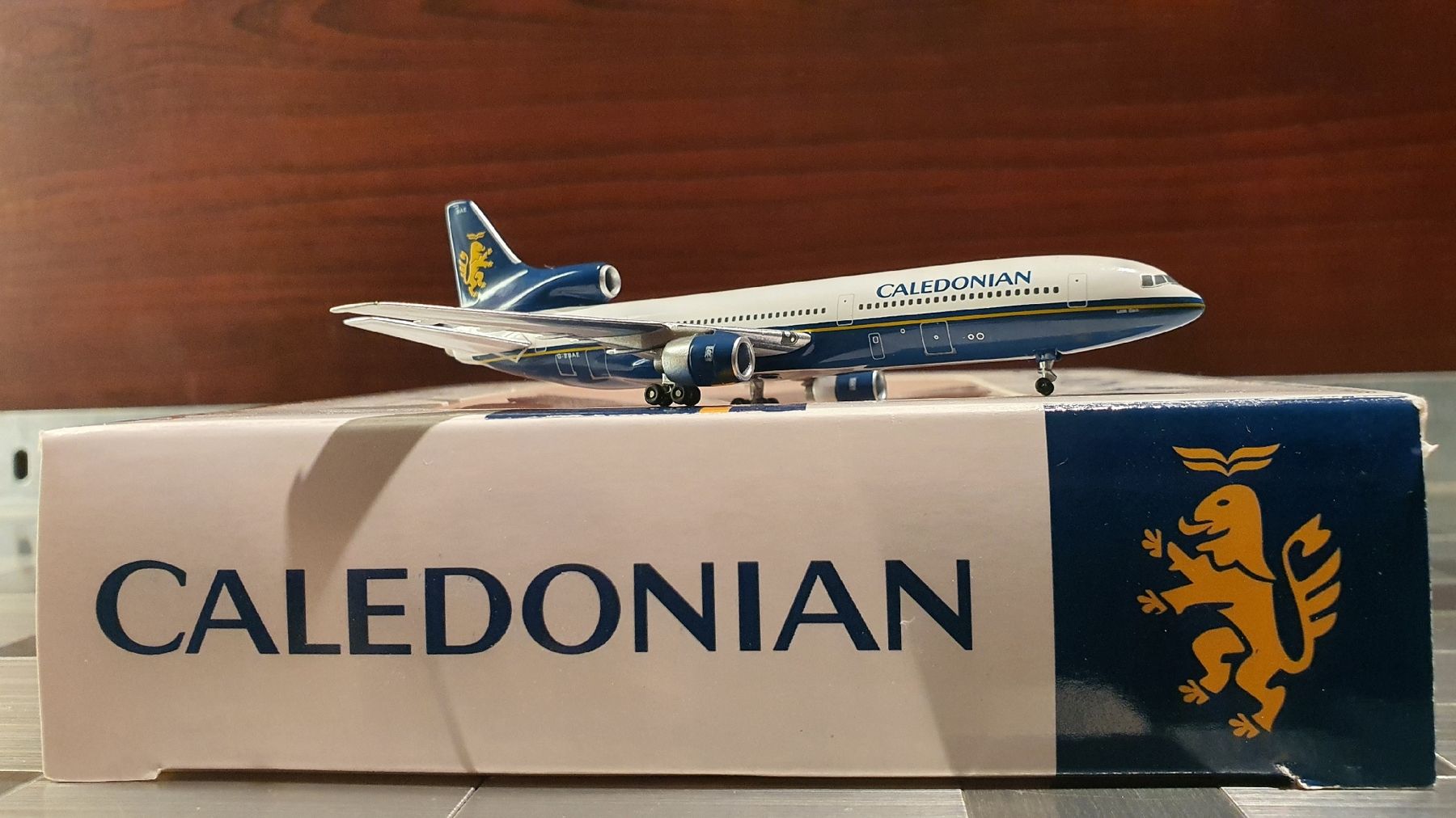 Lockheed Kit di modellismo & Modellini statici: LOCKHEED CALEDONIAN BRITISH AIRWAYS INFLIGHT 500 – Usato da Männedorf venduto da Modellbau-wyss 1