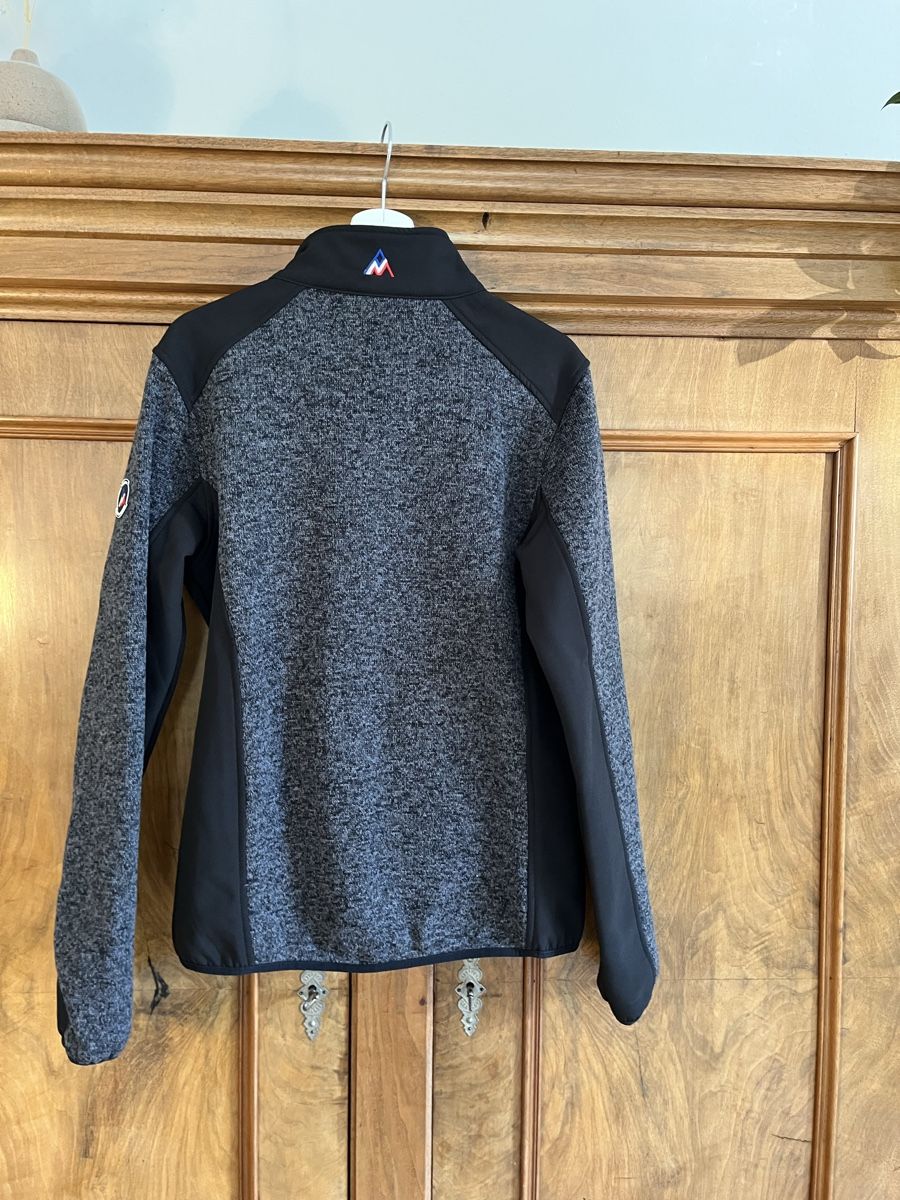 Vestes: Wanderjacke, grau/schwarz, Gr. M, Peak Mountain – D'occasion à St. Gallen par Gloom22 2