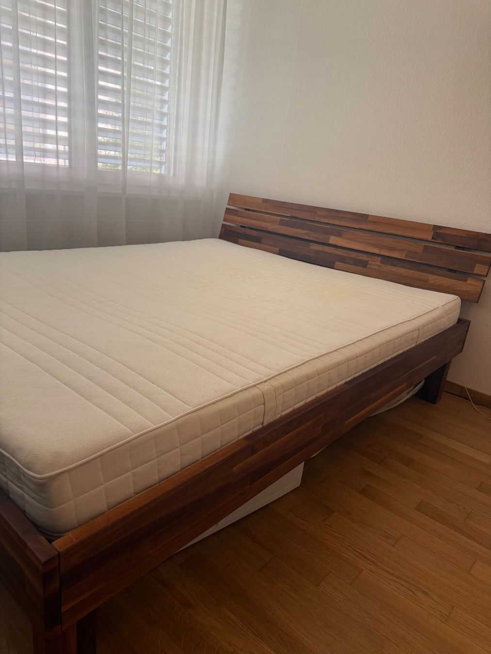 Micasa Letti: Bett inkl. Matratze und Lattenrost – Usato da Zürich venduto da serafini