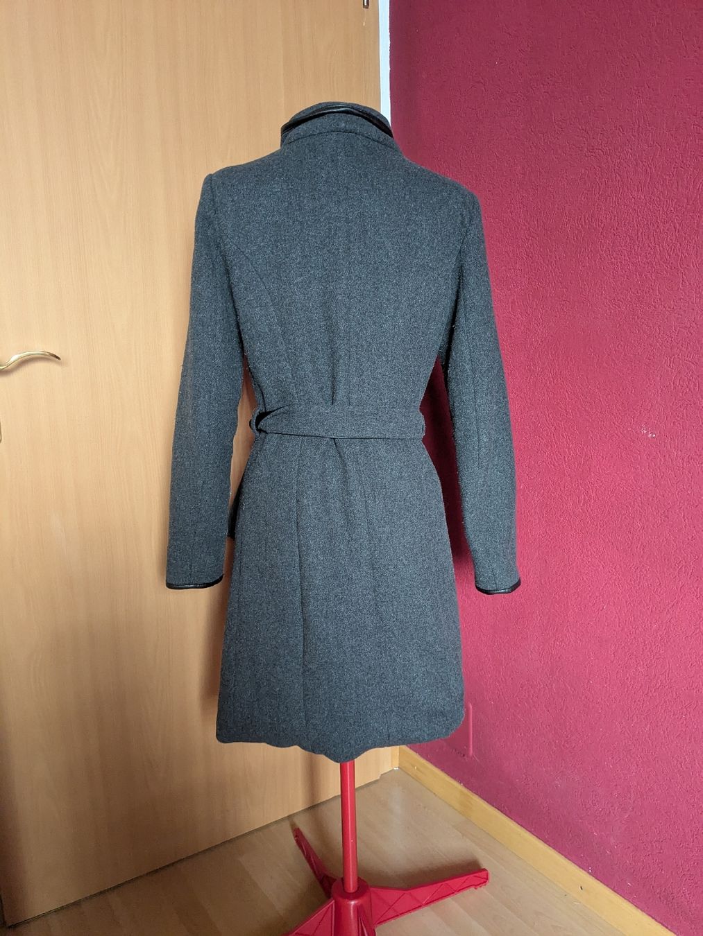 Vero Moda Cappotti: manteaux d'hiver – Usato da Vionnaz venduto da MarinaMGB 2