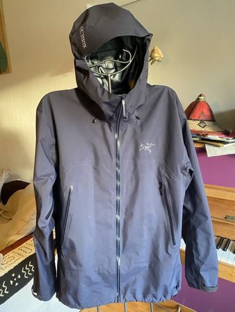 Veste Arc'teryx Beta SL Homme [L/Black Sapphire] Comme neuve