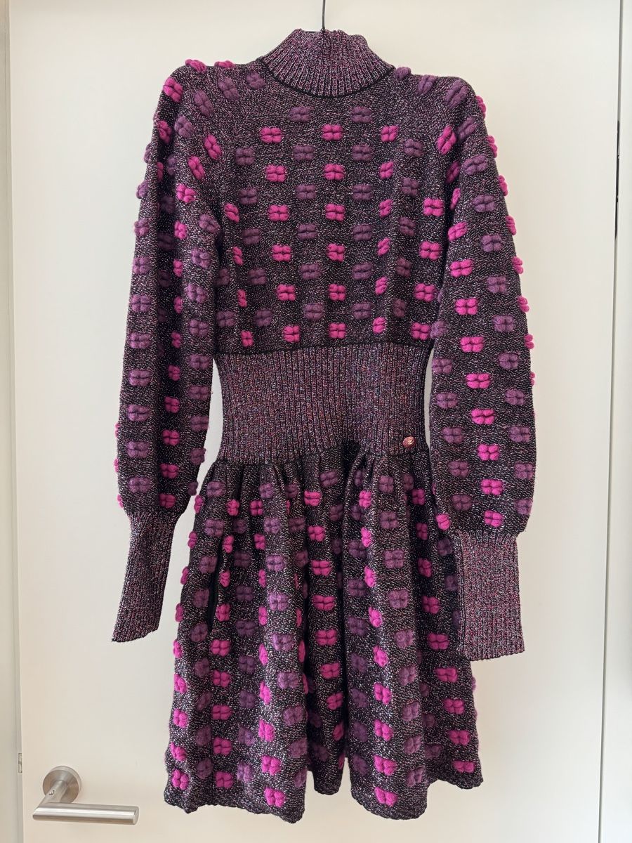 Chanel Vestiti: Chanel Strickkleid, Gr. 34, Herbst Kollektion 2014 – Usato da Zollikon venduto da stl_8677