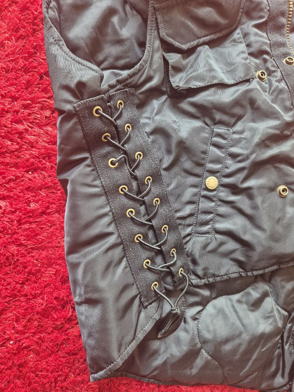 Alpha Industries Gilets: Gilet Alpha Industries Grösse S – D'occasion à Pieterlen par Vane_ssa_92 1
