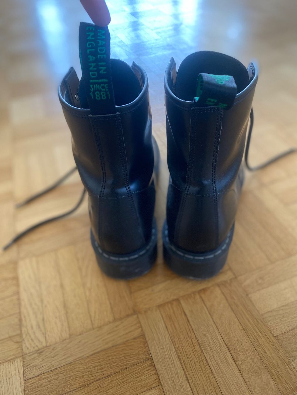 Solovair Damenschuhe: Solovair Boots – Gebraucht aus Wädenswil von giv_2lww 2