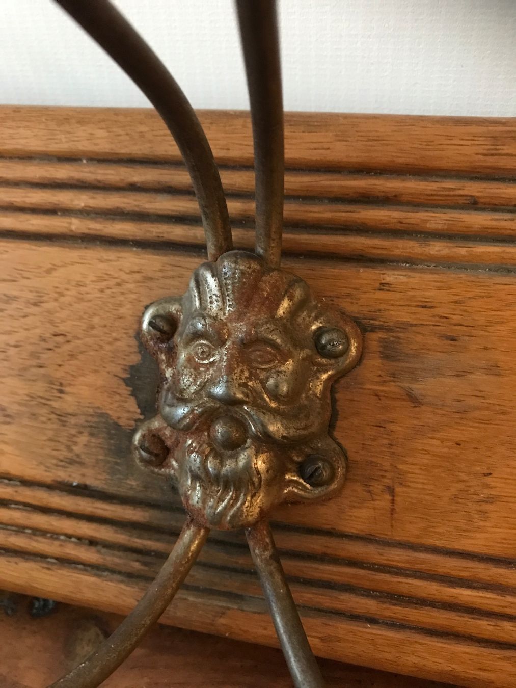 Garderobe: Antike Garderobe Hakenleiste – Gebraucht aus Rapperswil SG von cosiba01 2