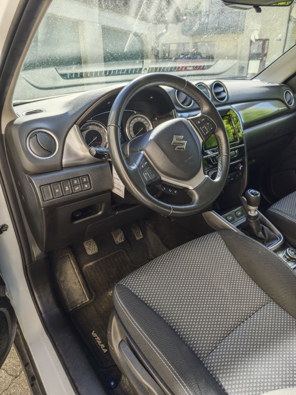 Suzuki Autos: Suzuki Vitara – D'occasion à Echallens par rge_mc6n 2