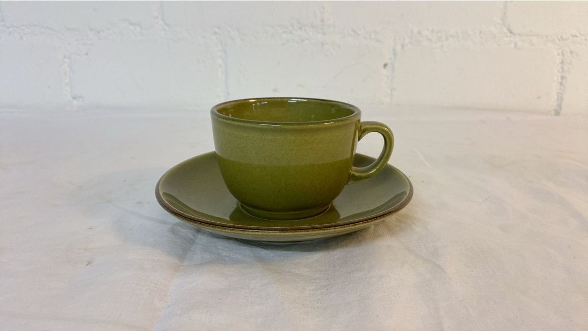 Rössler Tazze: Vintage Kaffeetasse mit Unterteller, grün – Usato da sursee venduto da trilli-tralli