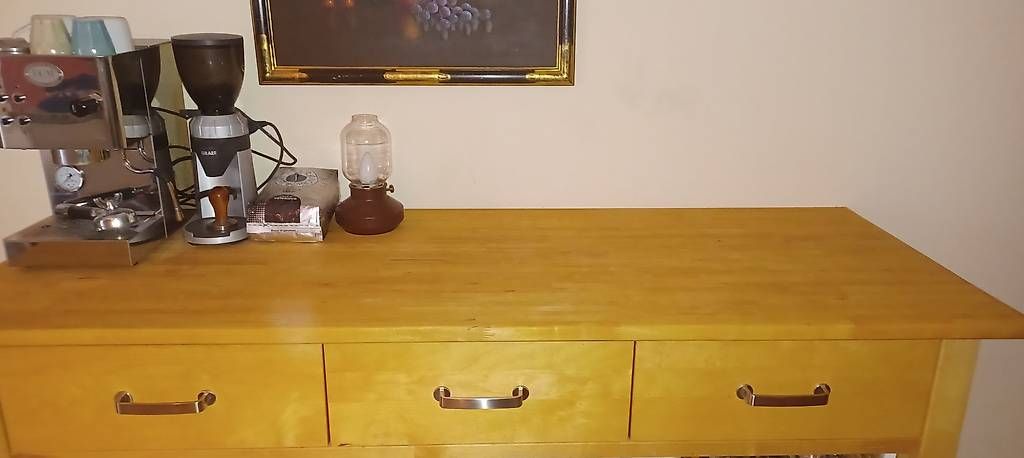 Credenze: Multitasking Möbelstück – Usato da Biel-Benken BL venduto da Live010 2