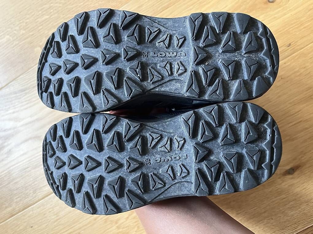 Scarpe per ragazze: Wanderschuhe 32 – Usato da Villmergen venduto da Babiwe 1