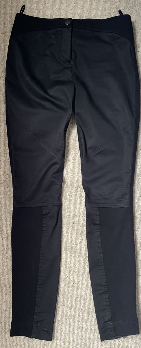 Ted Baker Pantaloni: Ted Baker black elasticated fitted trousers / leggings XS – Usato da Embrach venduto da lau_2gtp