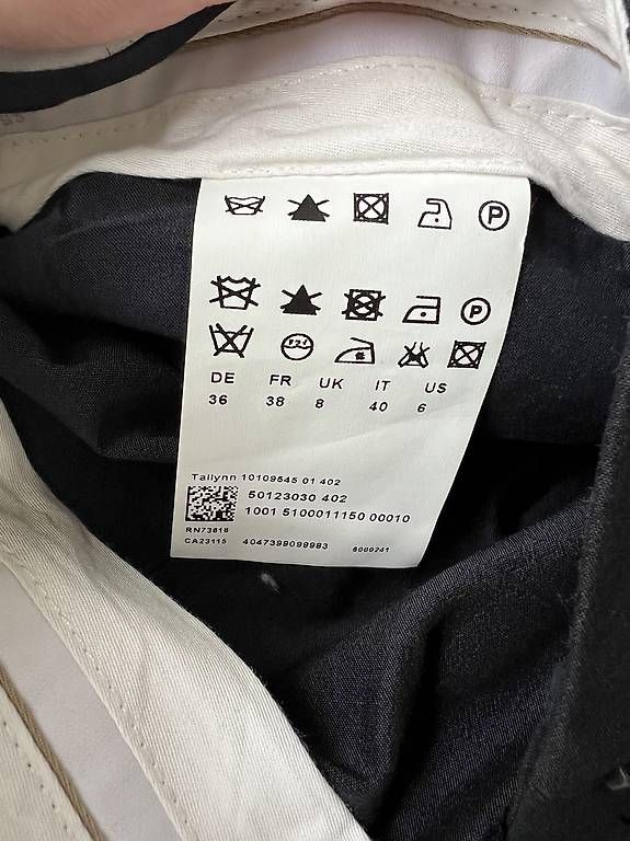 Pantaloni: 2 pantalons Hugo Boss taille 36 – Usato da Epalinges venduto da Kallem 2