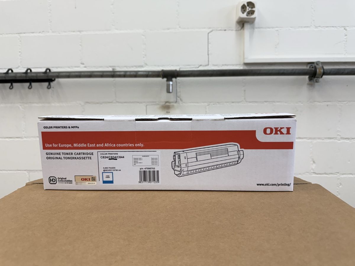 Oki Druckerpatronen & Toner: OKI Toner Cyan p/n 47095703, C824/C834/C844 – Neu und originalverpackt aus Steinhausen von sue_f9pp