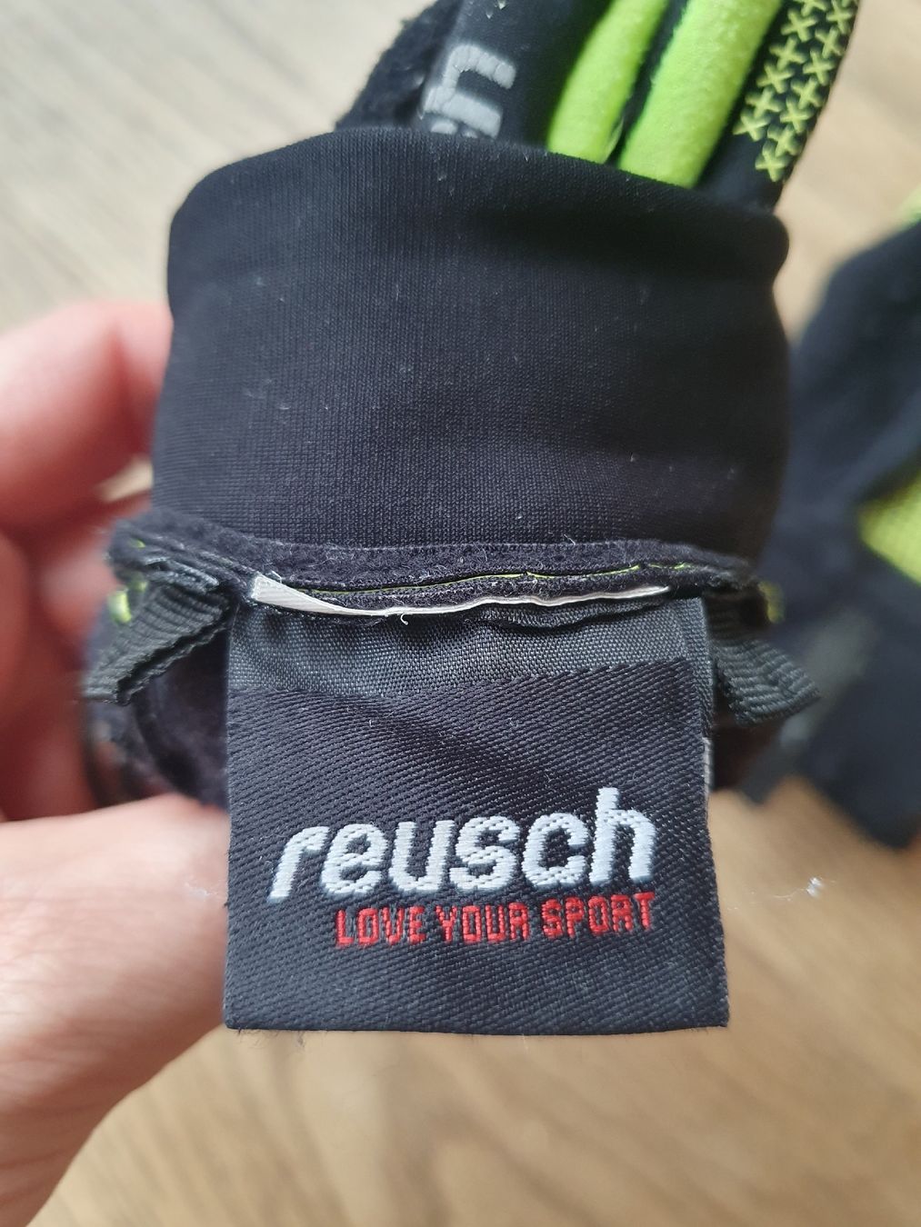 Reusch Guanti: Reusch Softshellhandschuhe Ian Junior,  Gr. 4.5 /  XS – Usato da Arni AG venduto da Xalia 2