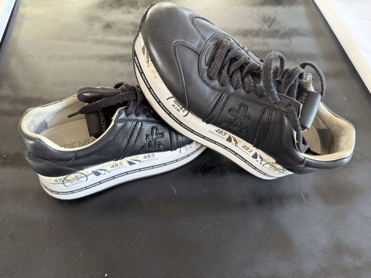 Premiata Chaussures femmes: Une paire de Sneakers Premiata dame – D'occasion à Vernier par ley_yqh9 6