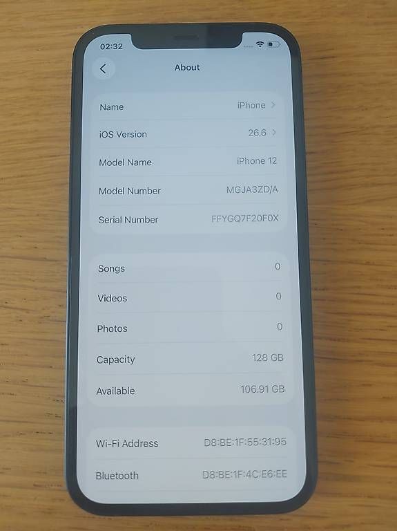 Portables: iPhone 12, 128 GB, Schwarz + Zubehör – D'occasion à Burgdorf par ada_k9bs 4