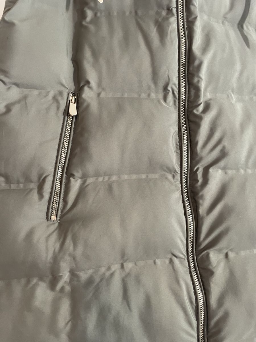 Zara Gilets: Khaki Puffer Gilet – Neuf (Voir description) à Roche VD par closetcleanse 3