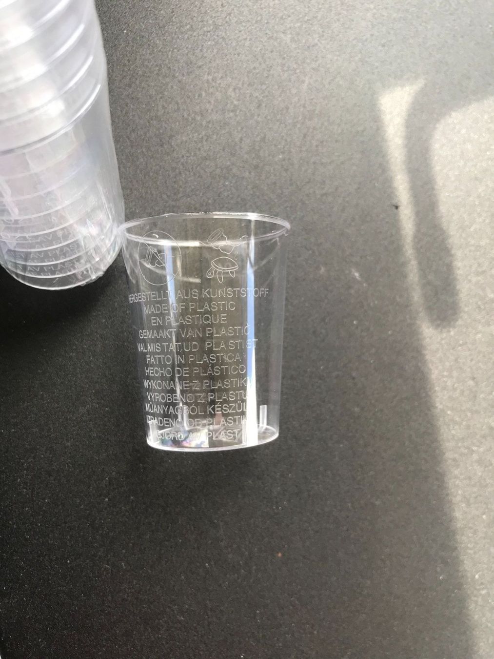 Bicchieri: 50 Degustationsbecher mit Eichstrich 0.02 und 0.04 klar – Nuovo e nell'imballaggio originale da Olten venduto da Einwegparadies 1