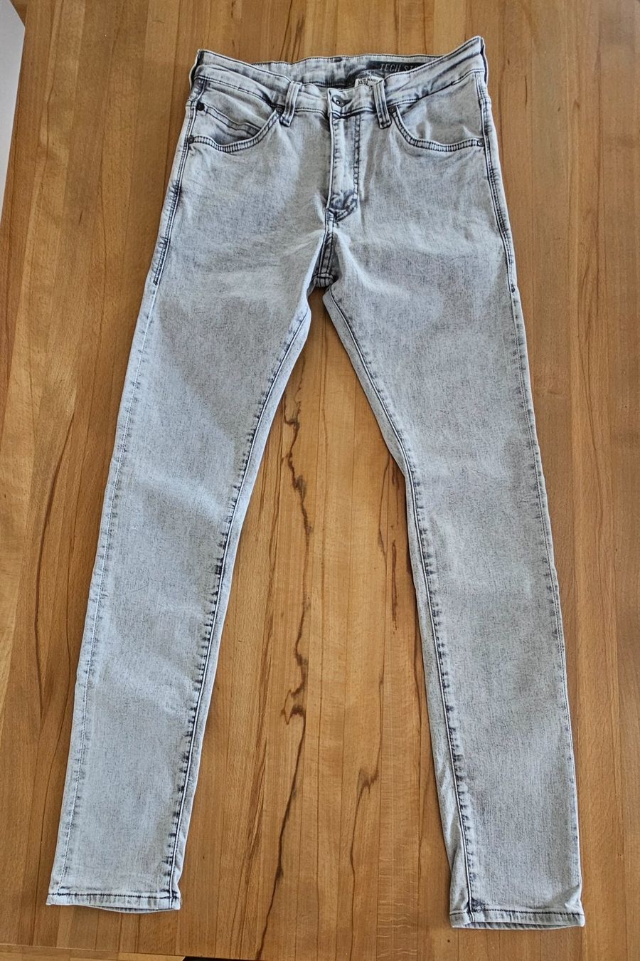 Jeans: Jeanshose Herren Gr. S hellgrau – Gebraucht aus Root von Trinali