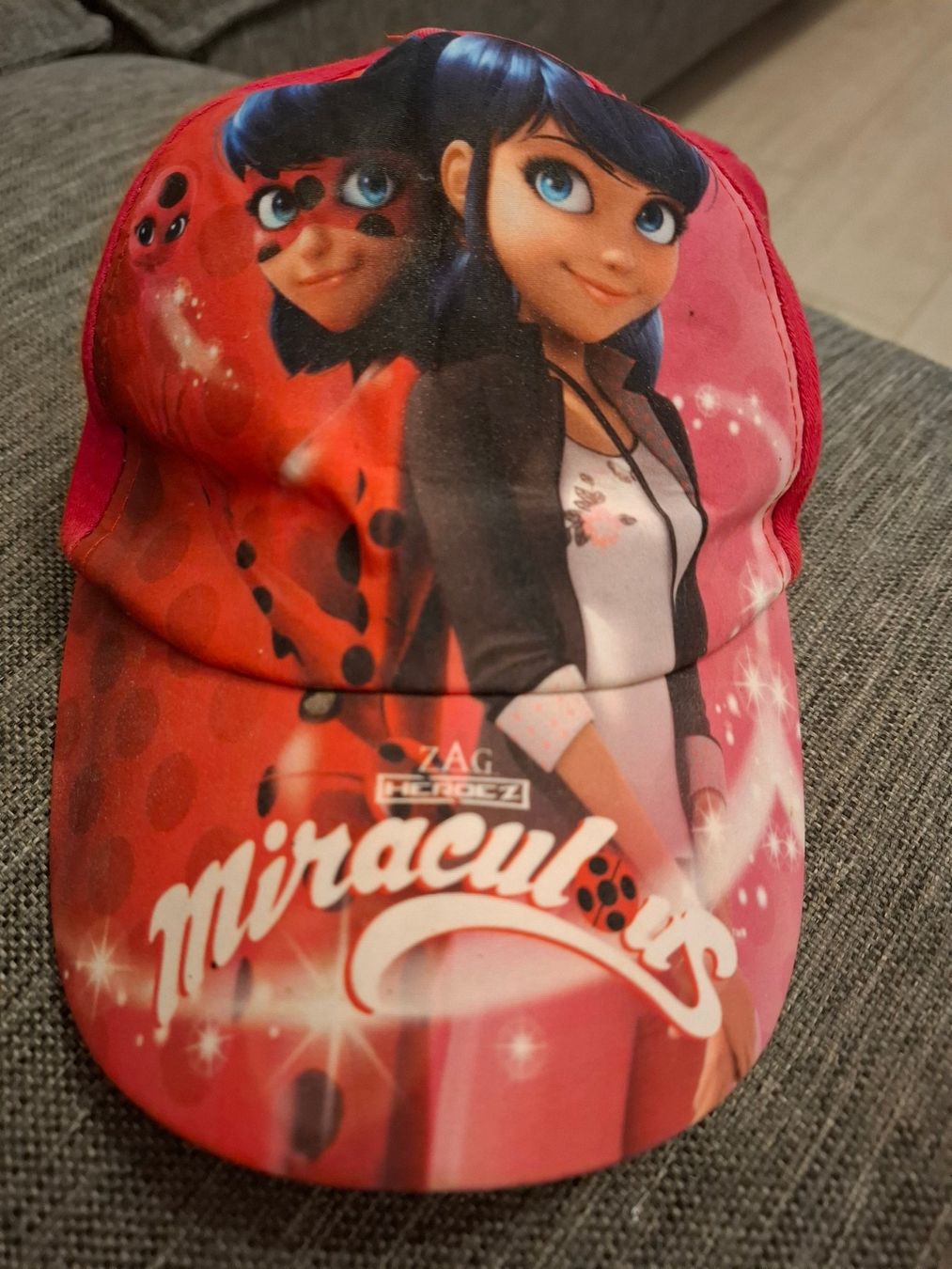 Altro abbigliamento per bambina: Miraculous Cap Kinder rot – Usato da Birmensdorf ZH venduto da M4rwin 1