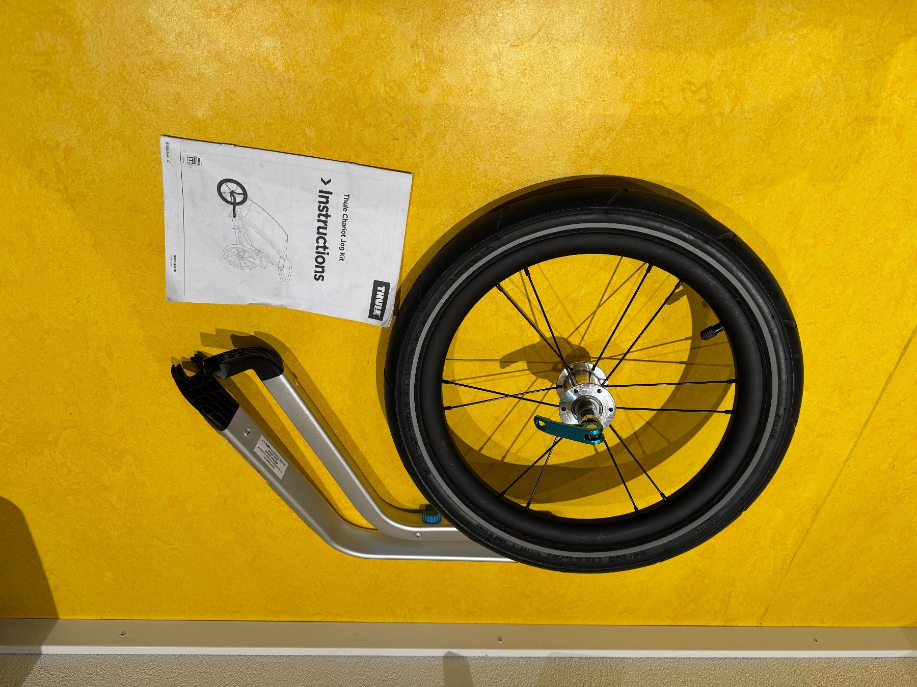 Thule Rimorchi: Thule Chariot Jog Kit Jogging-Set – Usato da Chur venduto da Lithium 1