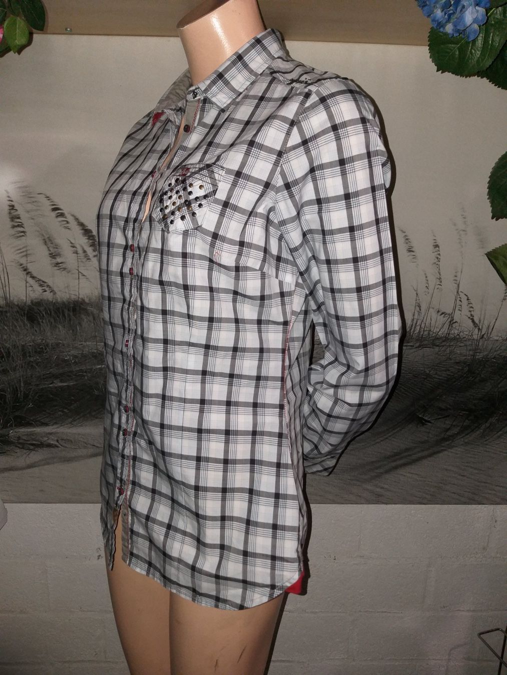 Napapijri Camicette: Chemisier / Bluse NAPAPIJRI      Taille / Grosse M – Usato da Cossonay-ville venduto da Super-Price-Quality 2