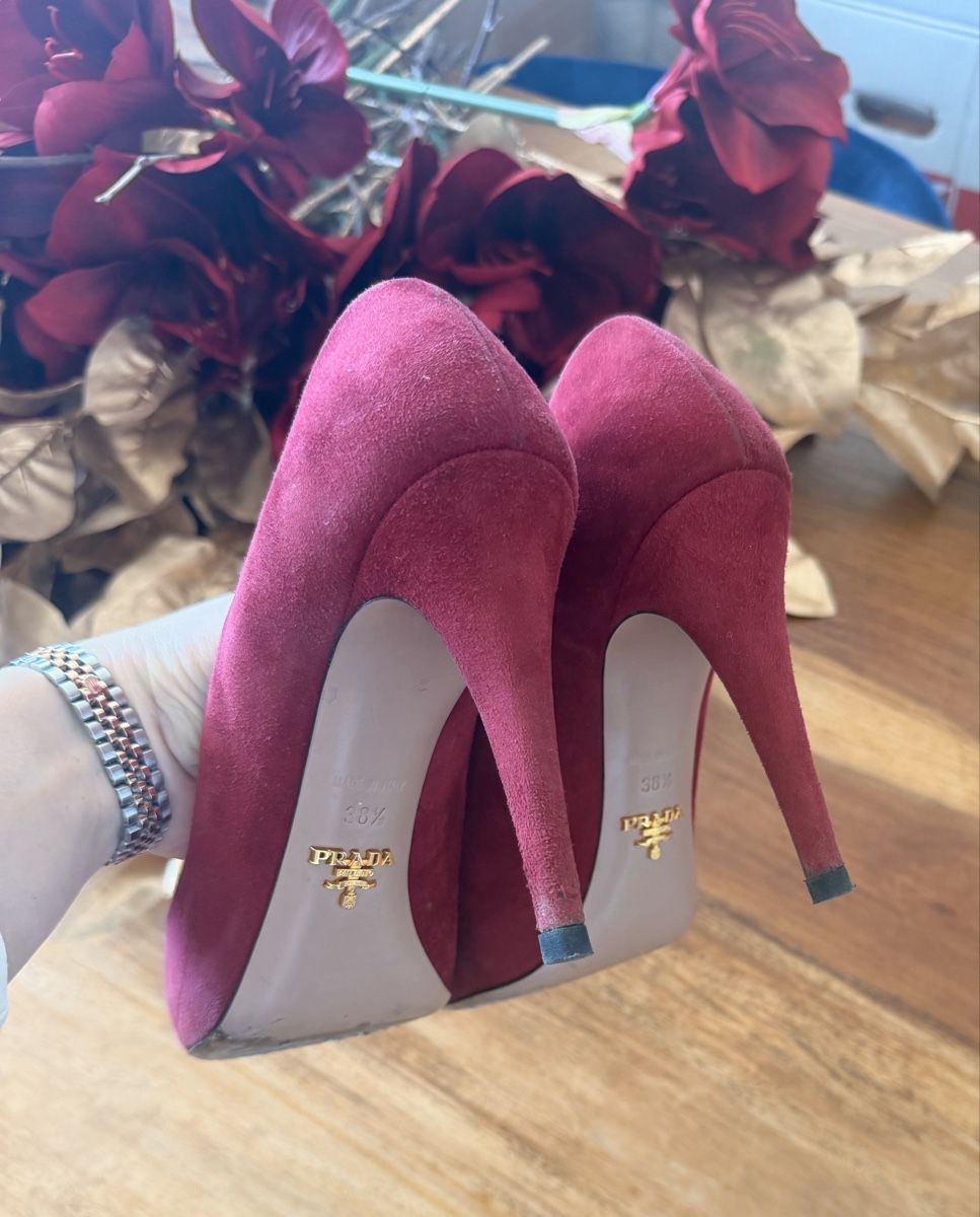 Prada Damenschuhe: Prada High Heels Bordeaux Gr.38,5 – Gebraucht aus Meggen von con_5djh 3