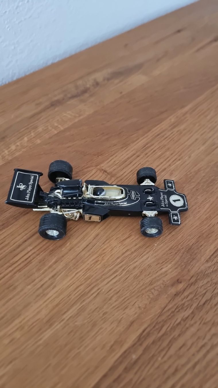 Modellini d'auto: Modellauto John Player Special schwarz 1:25  – Usato da Altdorf UR venduto da Adeleiro 5