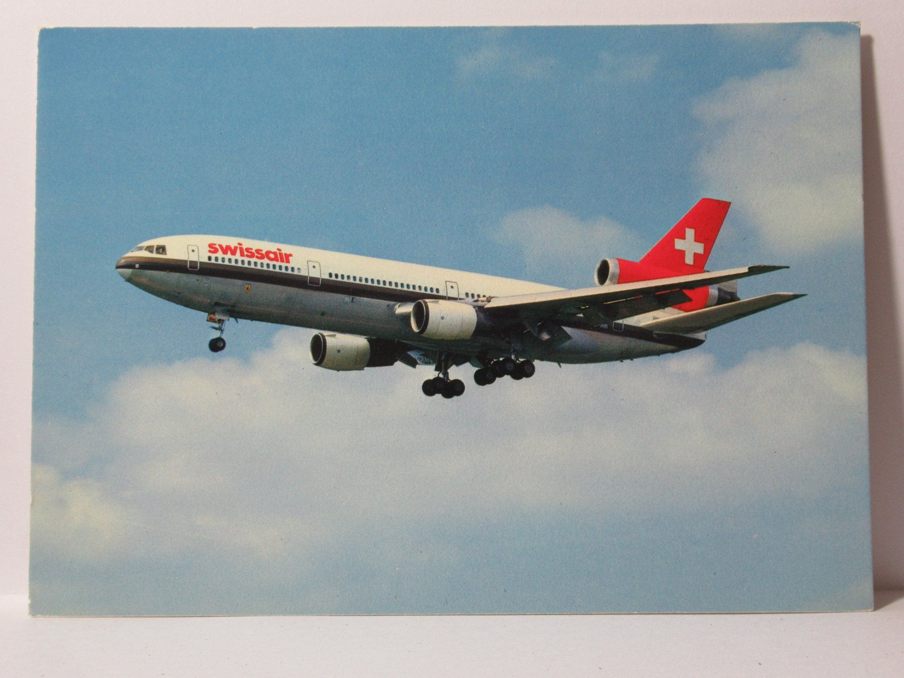 Cartoline postali: Flugzeug Douglas DC - 10 – Nuovo (secondo la descrizione) da Grenchen venduto da Bluemchen1900