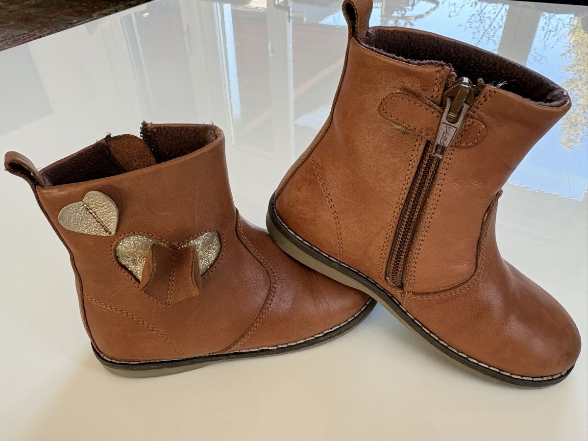 Friboo Scarpe per ragazze: Kinderstiefel Gr. 25 – Usato da Dottikon venduto da seiler_89