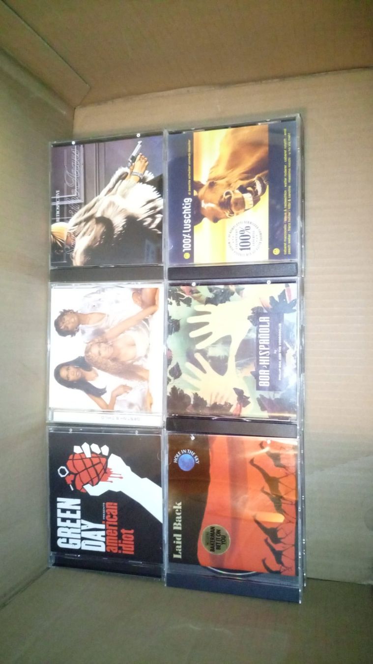 CDs: Los à 60 CD's (002) – Defekt aus Lüsslingen von Wildstar 5