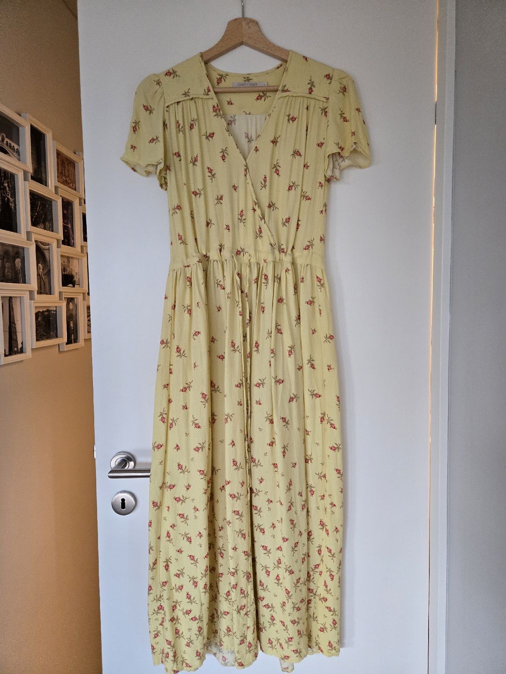 Kleider: Christy Dawn Kleid – Gebraucht aus Minusio von Lambrecht