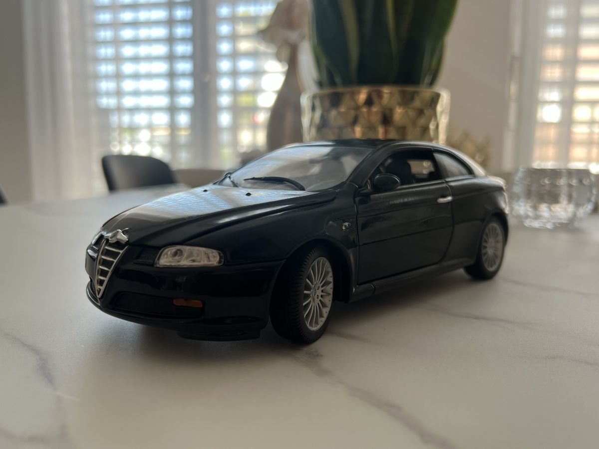 Alfa Romeo Modellautos: Alfa Romeo GT 1:18 – Gebraucht aus Rapperswil SG von renegade14