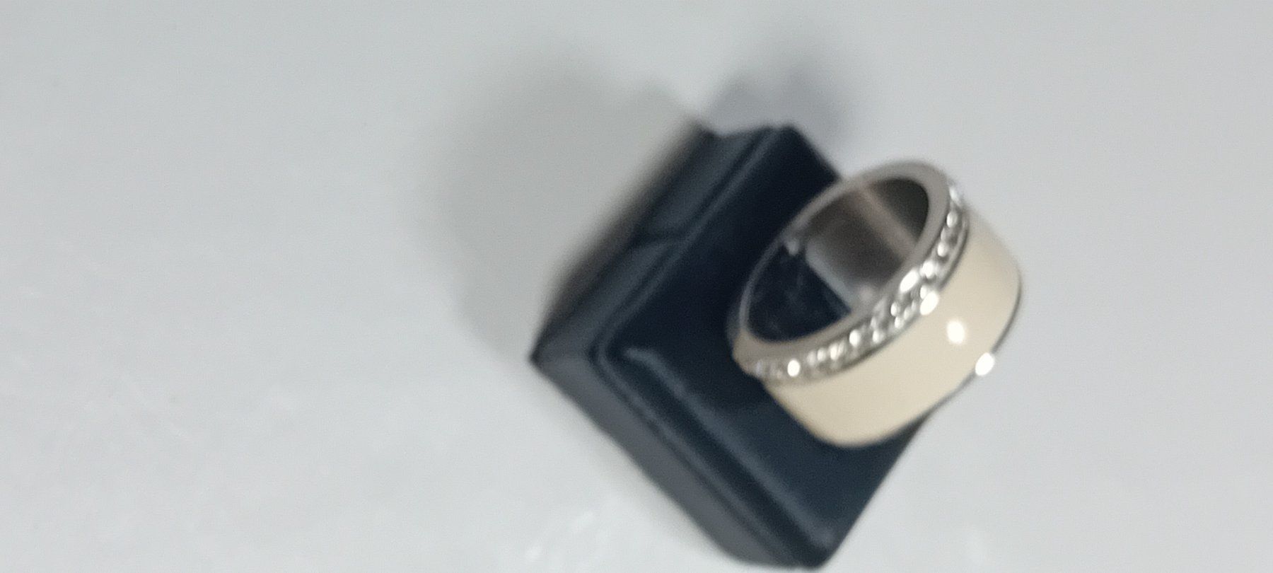 Bagues: damen ring mit kristall und perlmut – Neuf (Voir description) à Basel par bij_5hqd 1