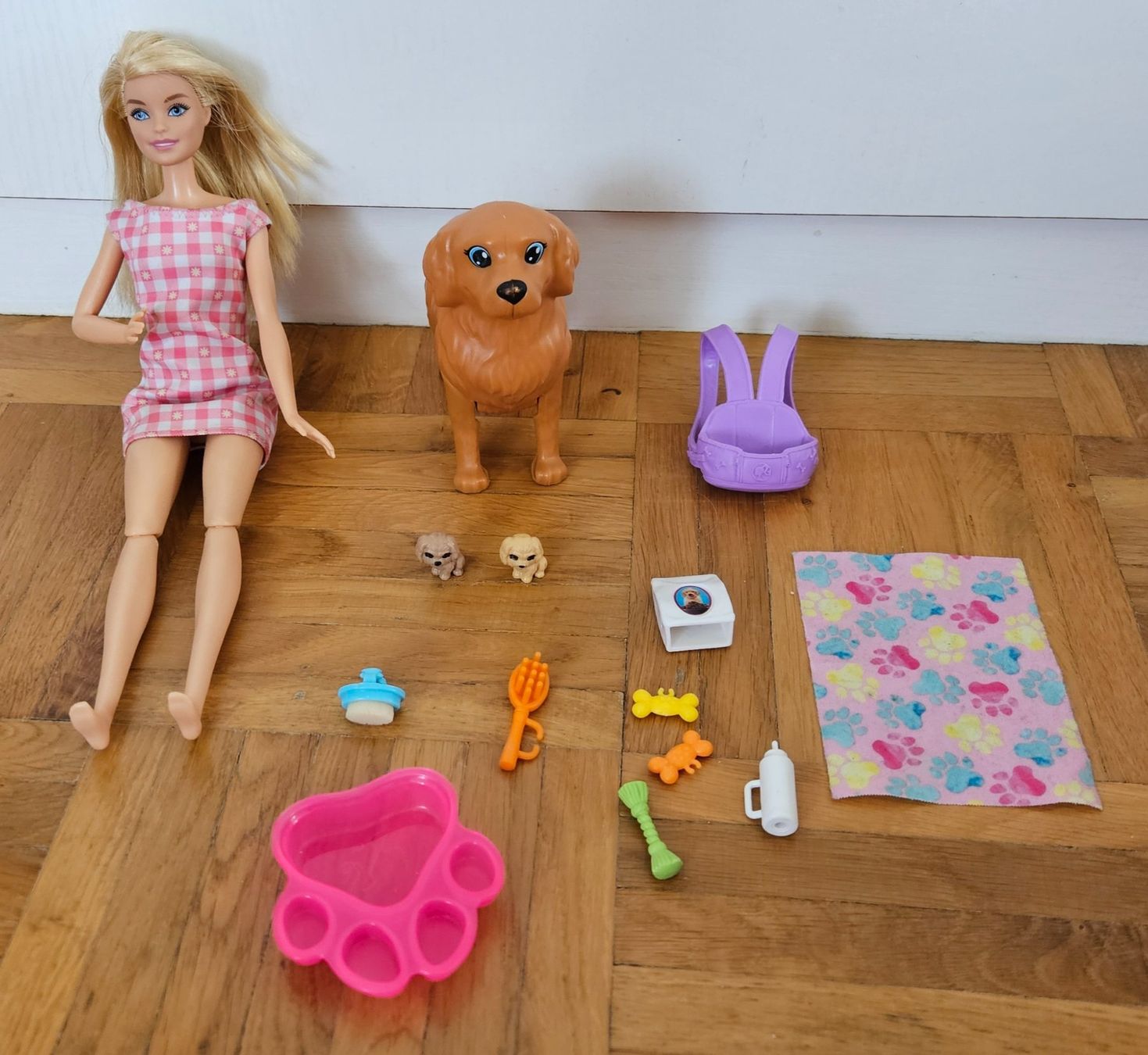Bambole: Barbies and accessories, dolls, players, good condition – Usato da Buchs SG venduto da lop_vqn9 1