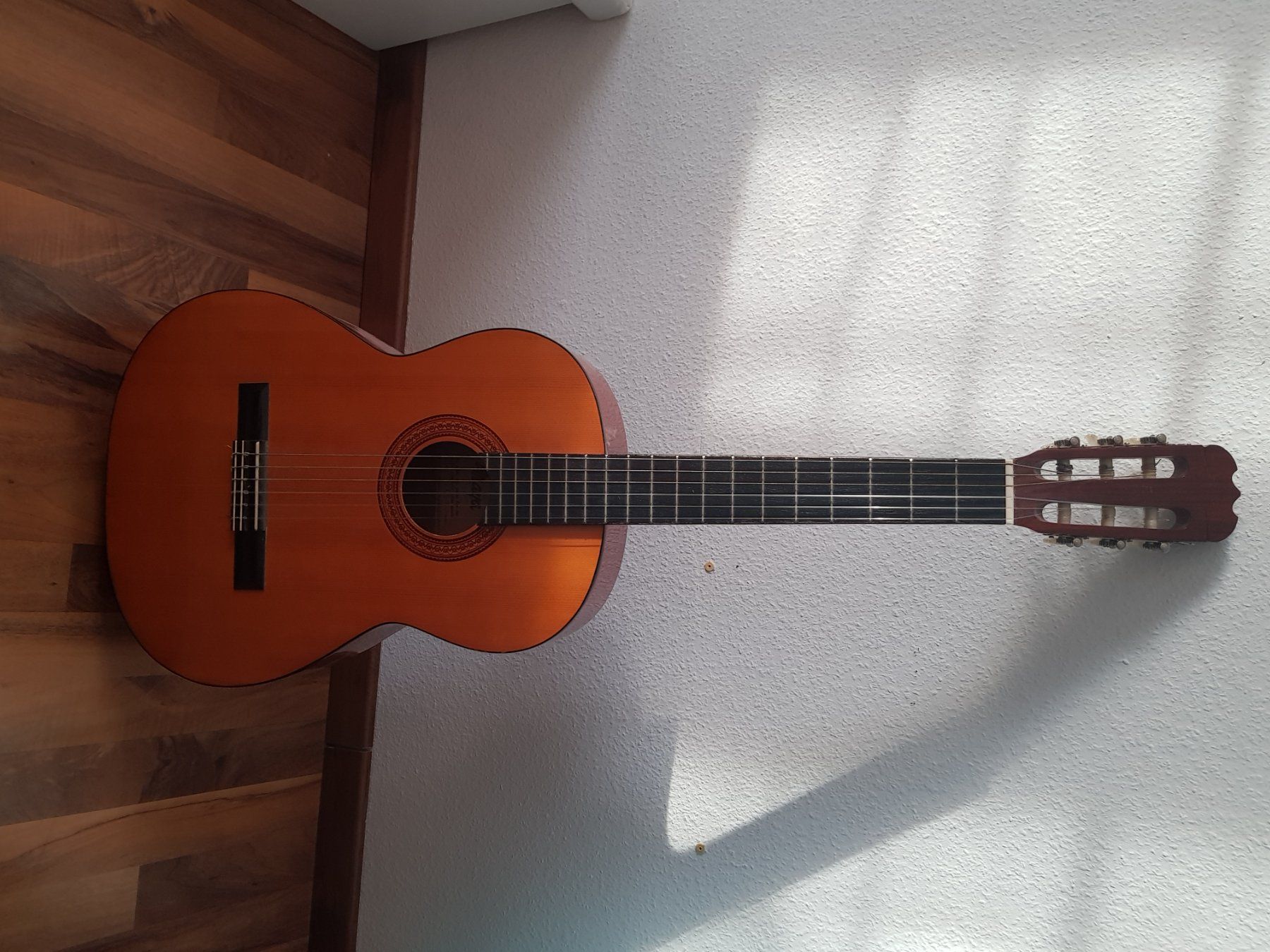 Strumenti musicali: Guitare – Usato da Romont FR venduto da sarah062 1