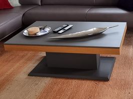 Moderner Couchtisch