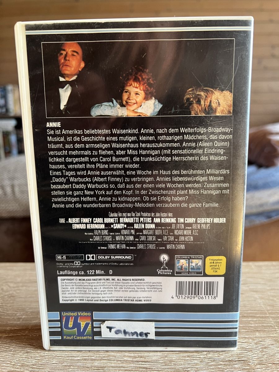 Tutti i VHS: VHS Annie läuft einwandfrei – Usato da Aadorf venduto da Schwarzschlumpf1972 1