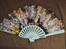 Sommerlicher Blumenfächer mit Glitzer, neu