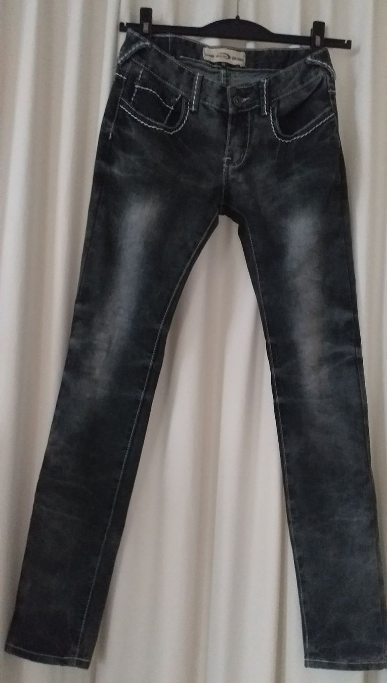 Jeans: neue 'DENIM driver' - Jeans Gr. 26 – Neu (gemäss Beschreibung) aus Rorschach von kristys