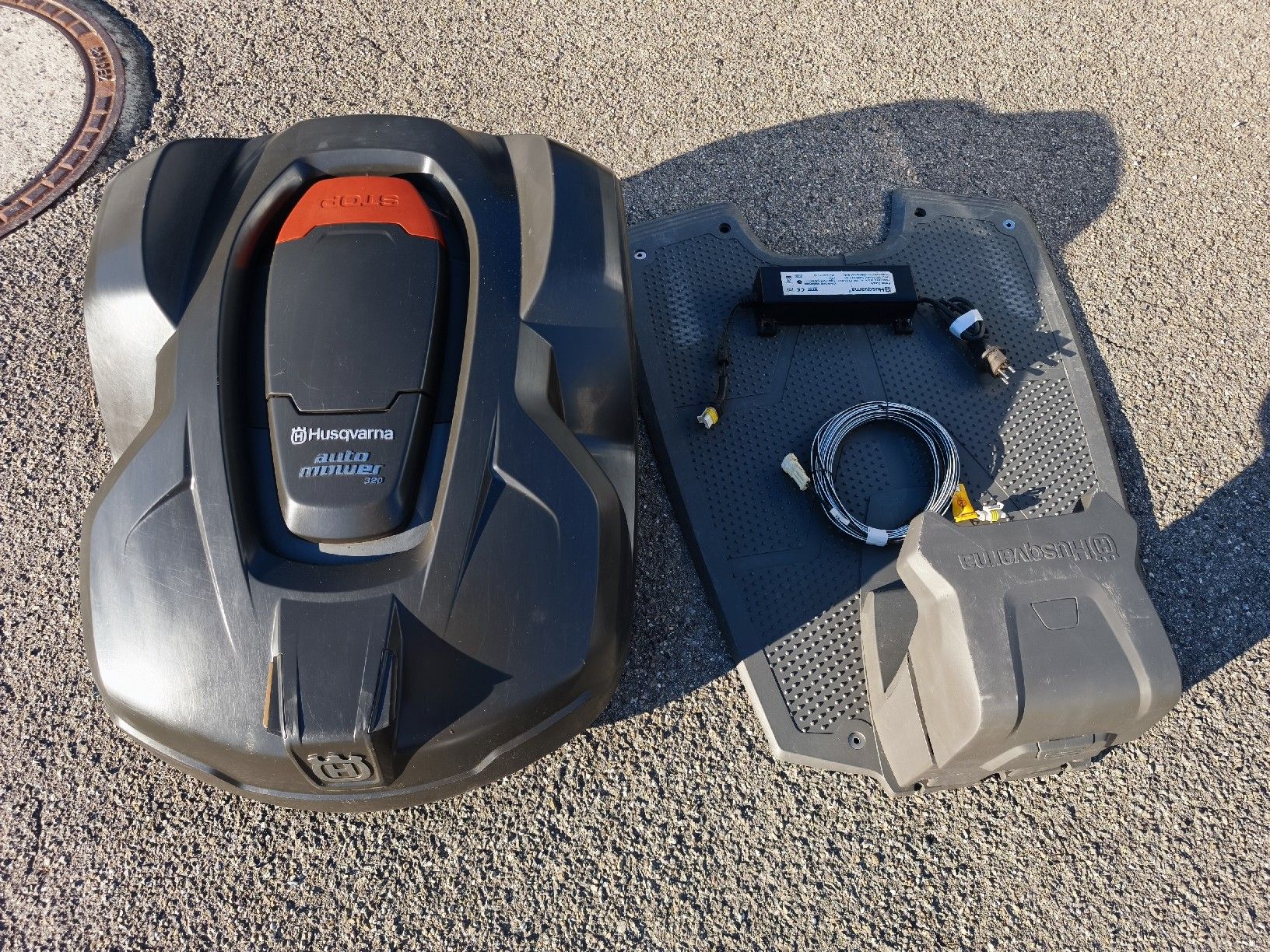 Husqvarna Rasenmäher: Husqvarna Automower 420 – Gebraucht aus Romanshorn von lub_2zfj 2