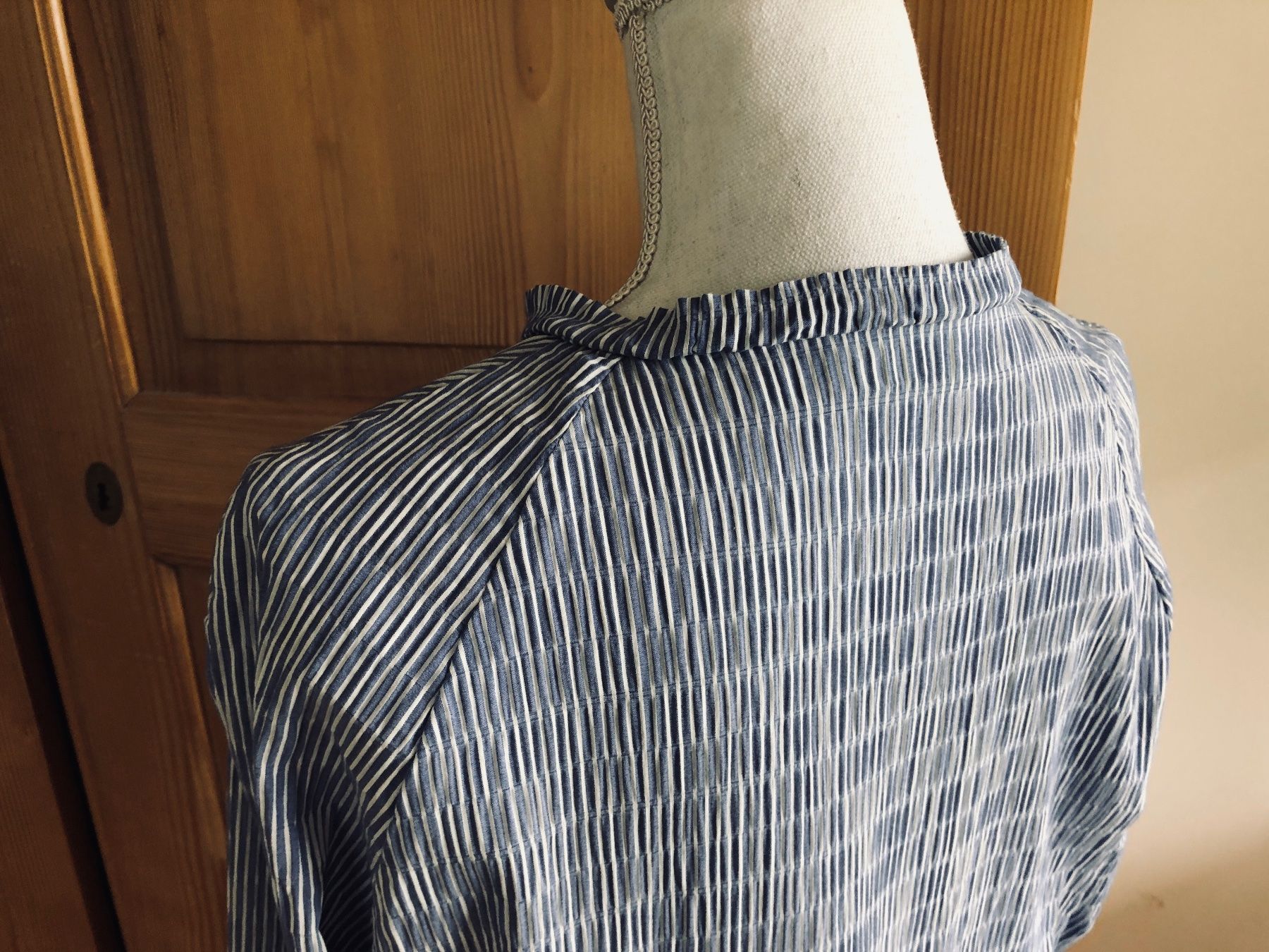 Vestiti: Kleid von Mads Norgaard – Usato da Biel/Bienne venduto da seconda-mano 2