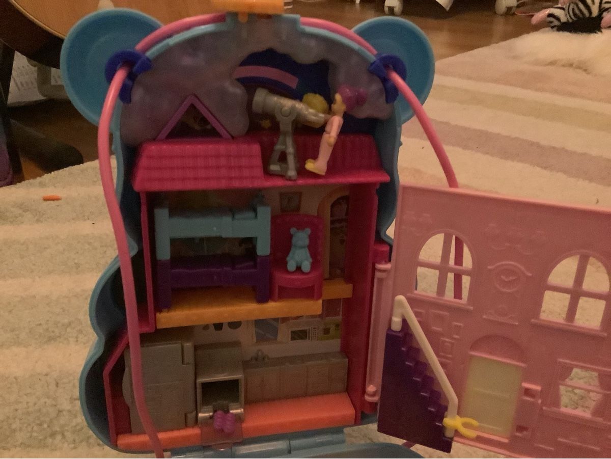 Polly Pocket Bambole: Polly Pocket Sleepover teddy bear bag – Usato da Nänikon venduto da uselafuse 2