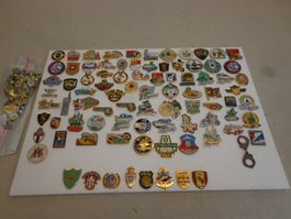 Sehr grosser Posten Polizei Pins Schweiz ab 1.-