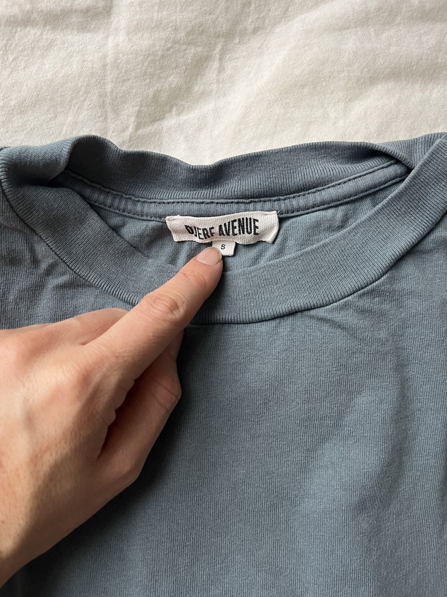 Djerf Avenue T-shirt: Djerf avenue tshirt – Usato da zürich venduto da schmid1234 1