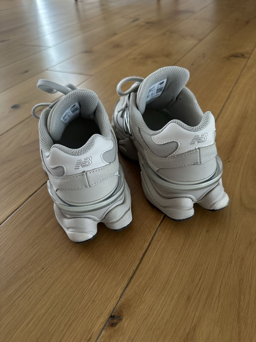 New Balance Scarpe da donna: New Balance beige Grösse 38.5 – Nuovo (secondo la descrizione) da Oftringen venduto da Anci.di 1