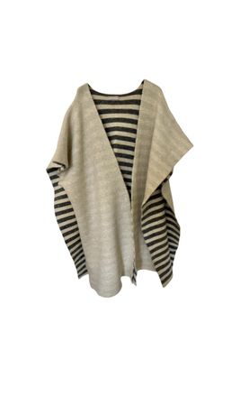 Wool cape, Stefanel, Italian yarn, like new!