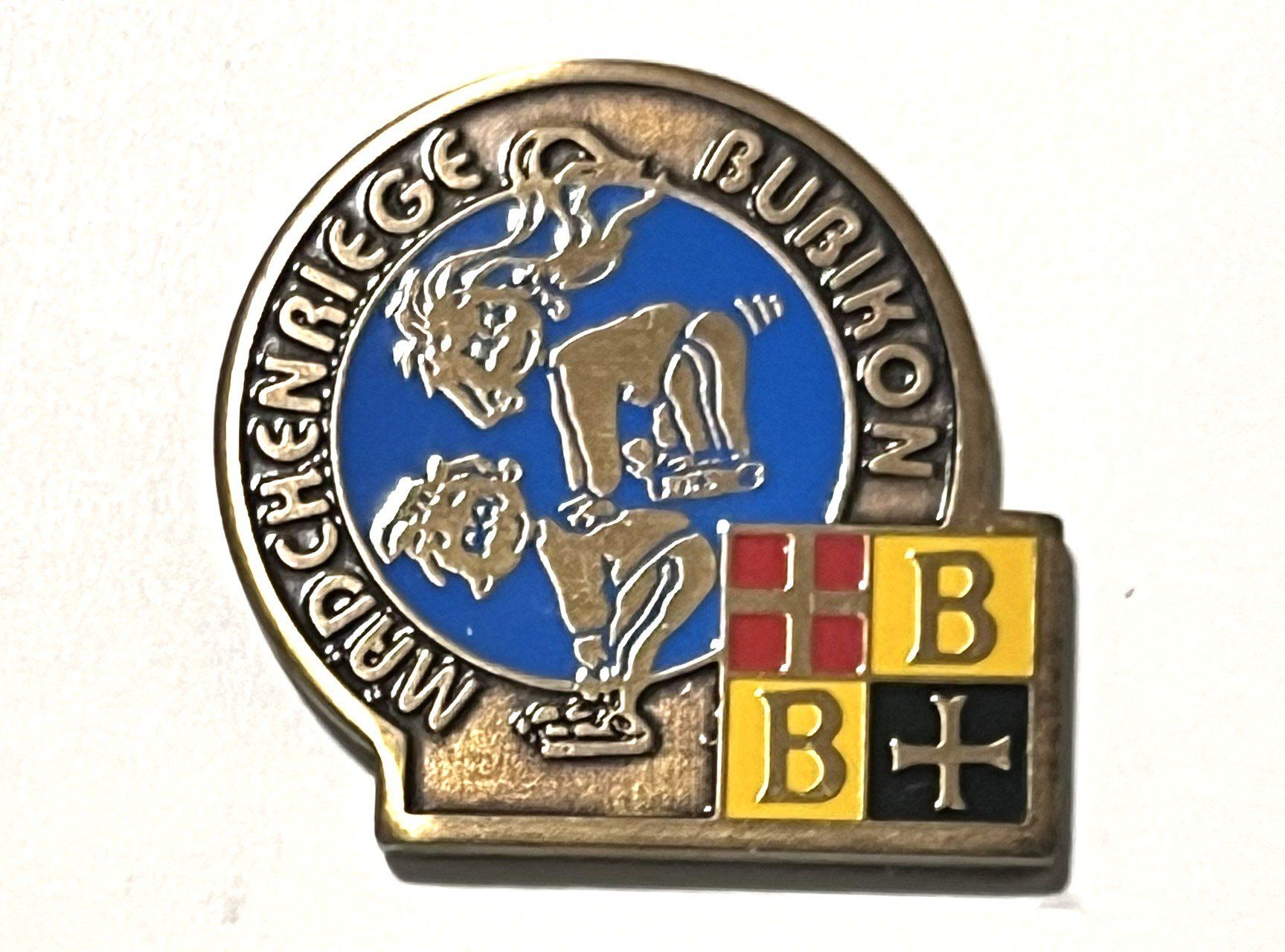 Placchette & Badge: Pin Mädchenriege Bubikon – Usato da Kriens venduto da TSCH1