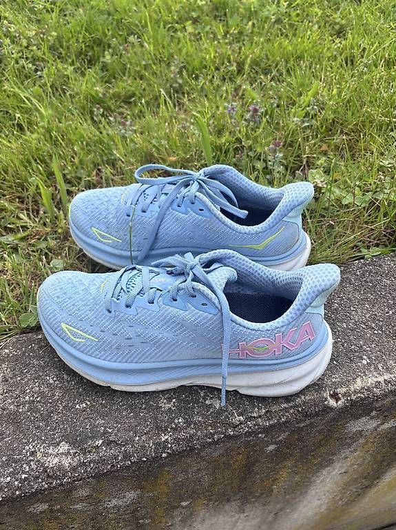 Scarpe da donna: Hoka Running Schuhe – Usato da Herisau venduto da Baum_91