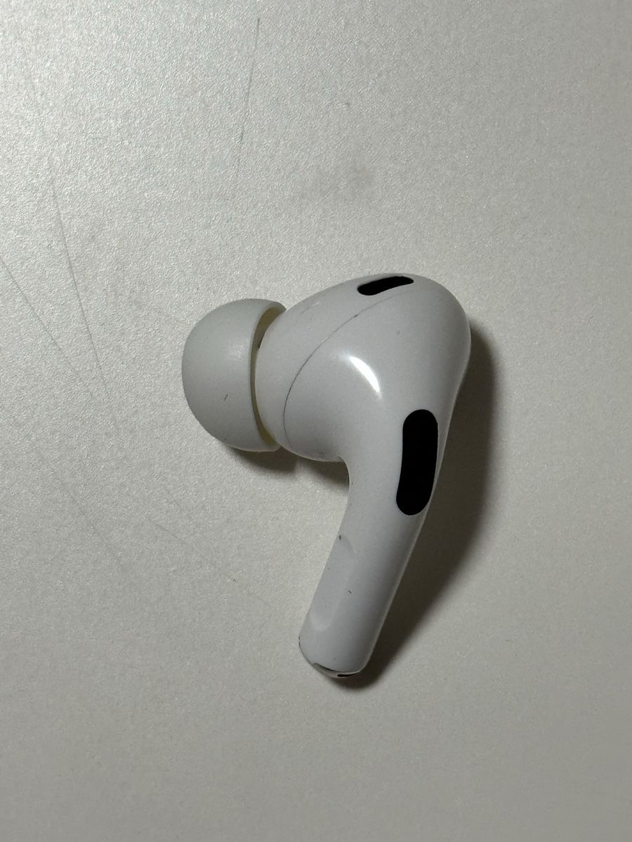 Apple Cuffie: Apple AirPods Pro 2 Links A3048 USB-C – Usato da Basel venduto da gal_66s2 1